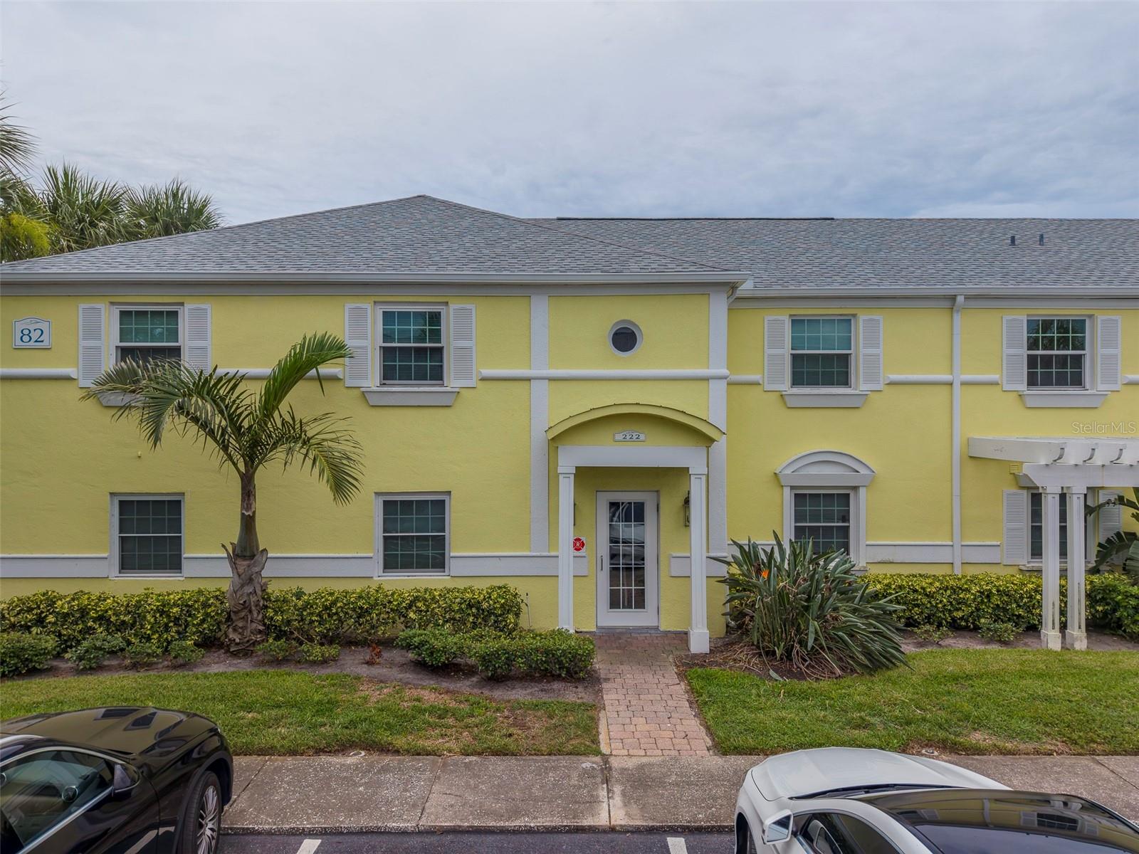222 POMPANO DR SE #H, ST PETERSBURG, FL — photo 49