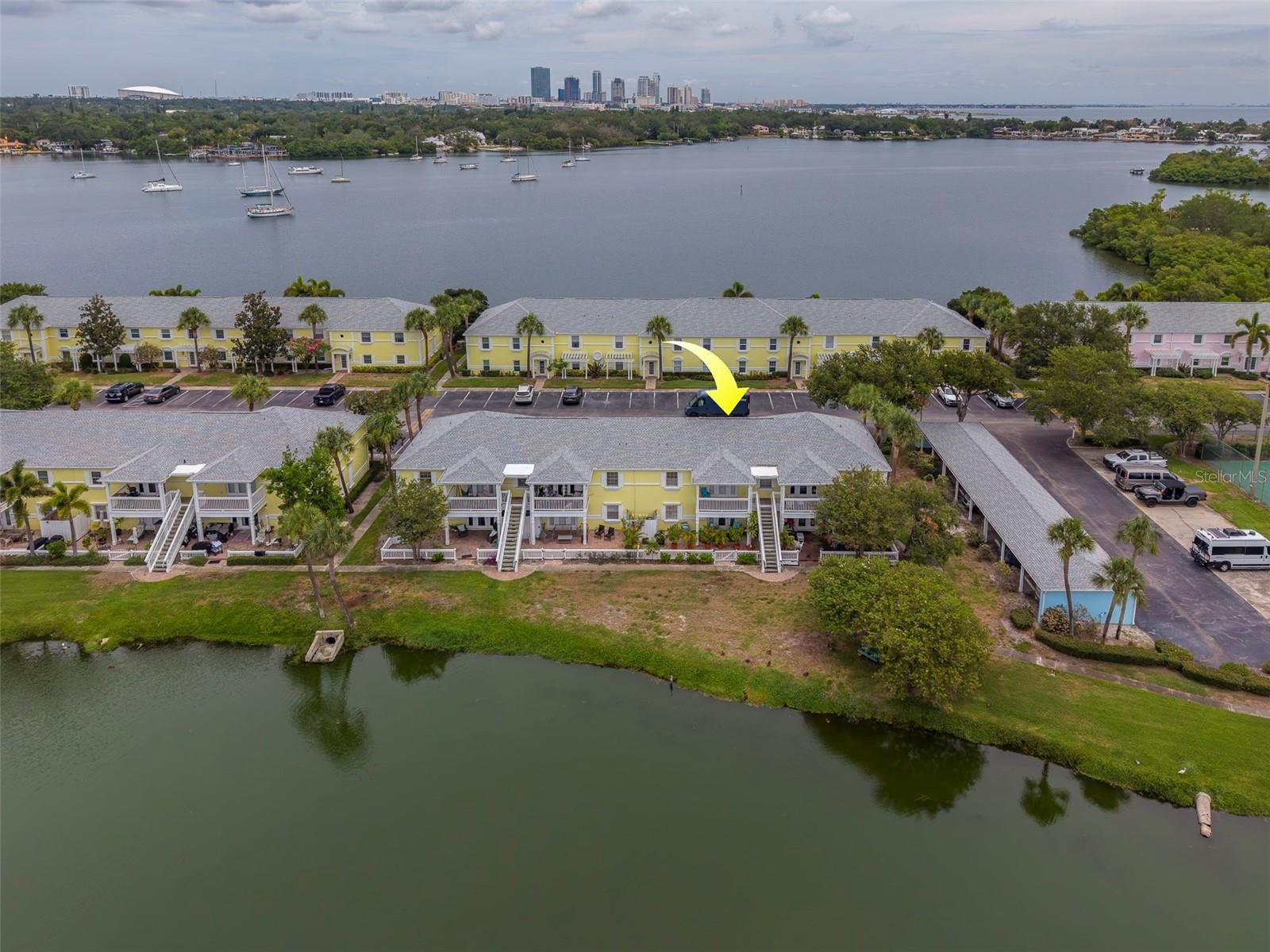 222 POMPANO DR SE #H, ST PETERSBURG, FL — photo 57