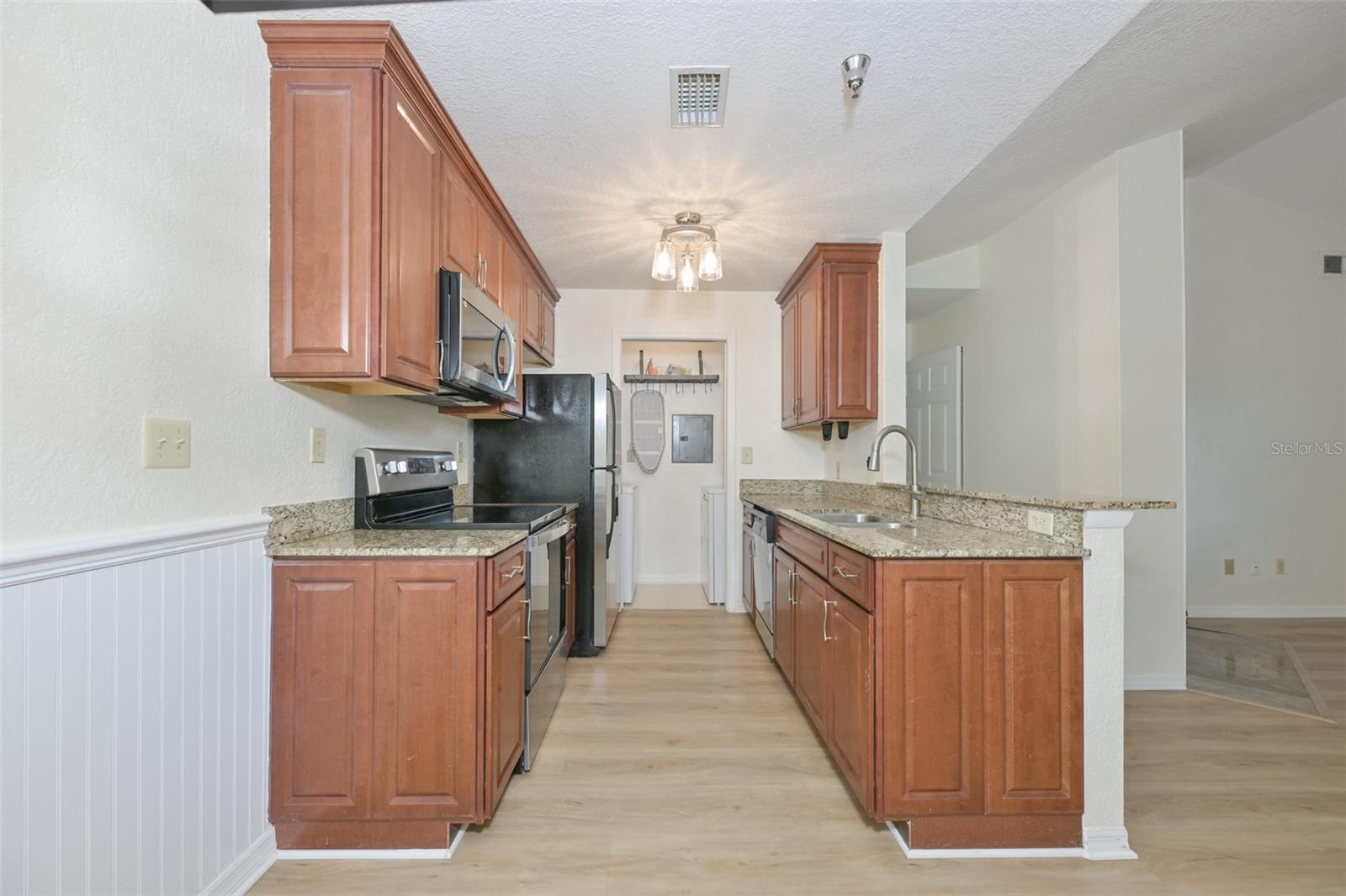 10265 GANDY BLVD N #1006, ST PETERSBURG, FL — photo 8