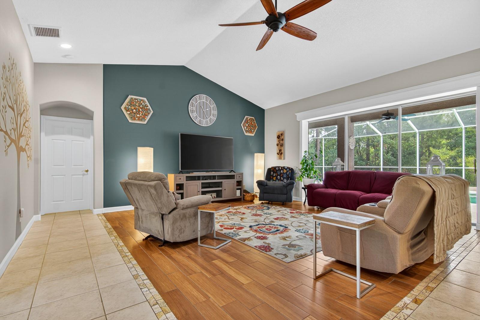 6130 BRIDLEFORD DR, WESLEY CHAPEL, FL — photo 16