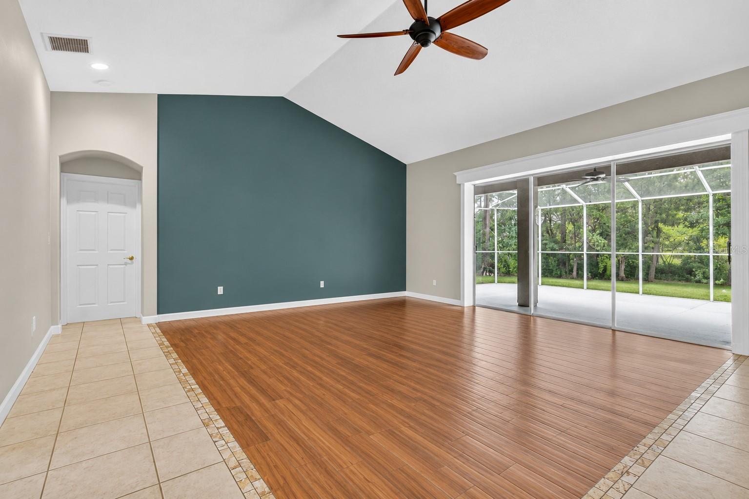 6130 BRIDLEFORD DR, WESLEY CHAPEL, FL — photo 14