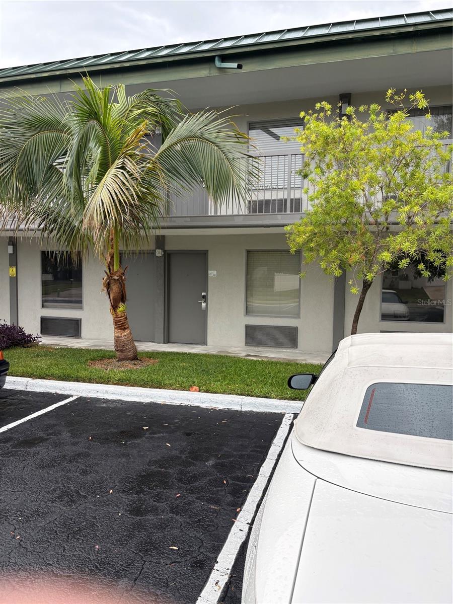 7150 N TAMIAMI TRL #S503, SARASOTA, FL