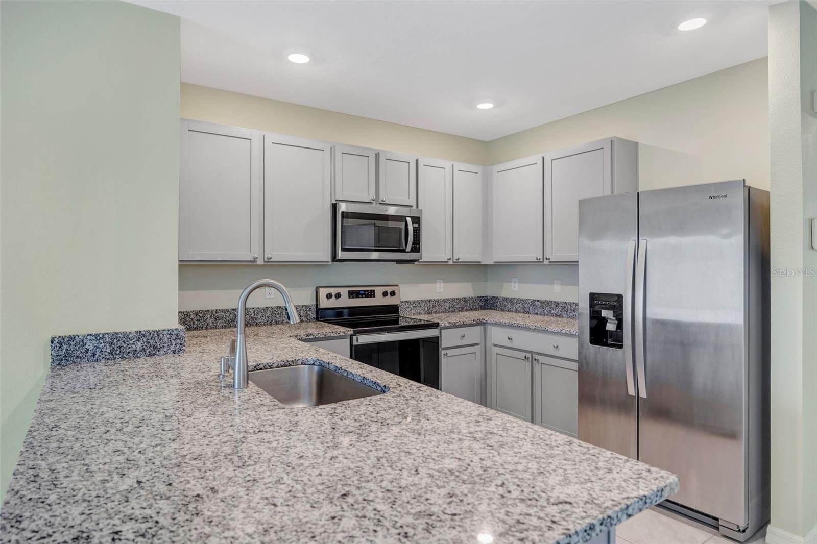 33801 JASMINE STAR LOOP, WESLEY CHAPEL, FL — photo 7