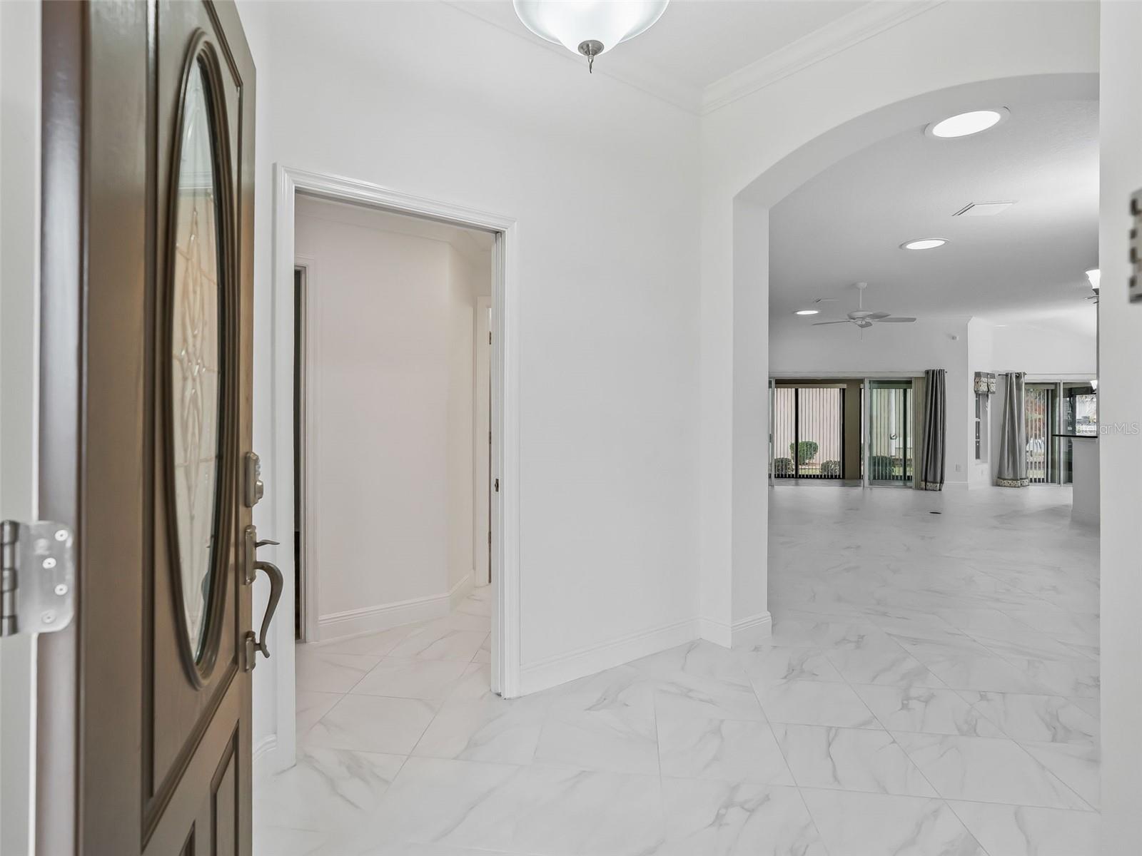 3556 MISTLETOE CT, THE VILLAGES, FL — photo 8