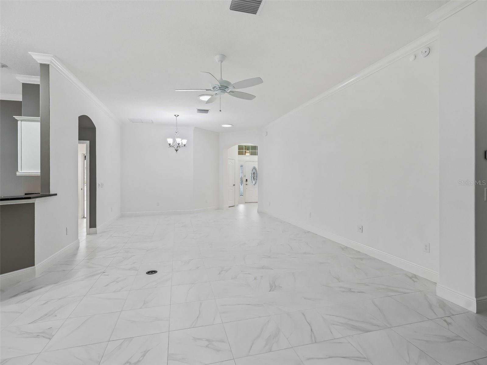 3556 MISTLETOE CT, THE VILLAGES, FL — photo 18