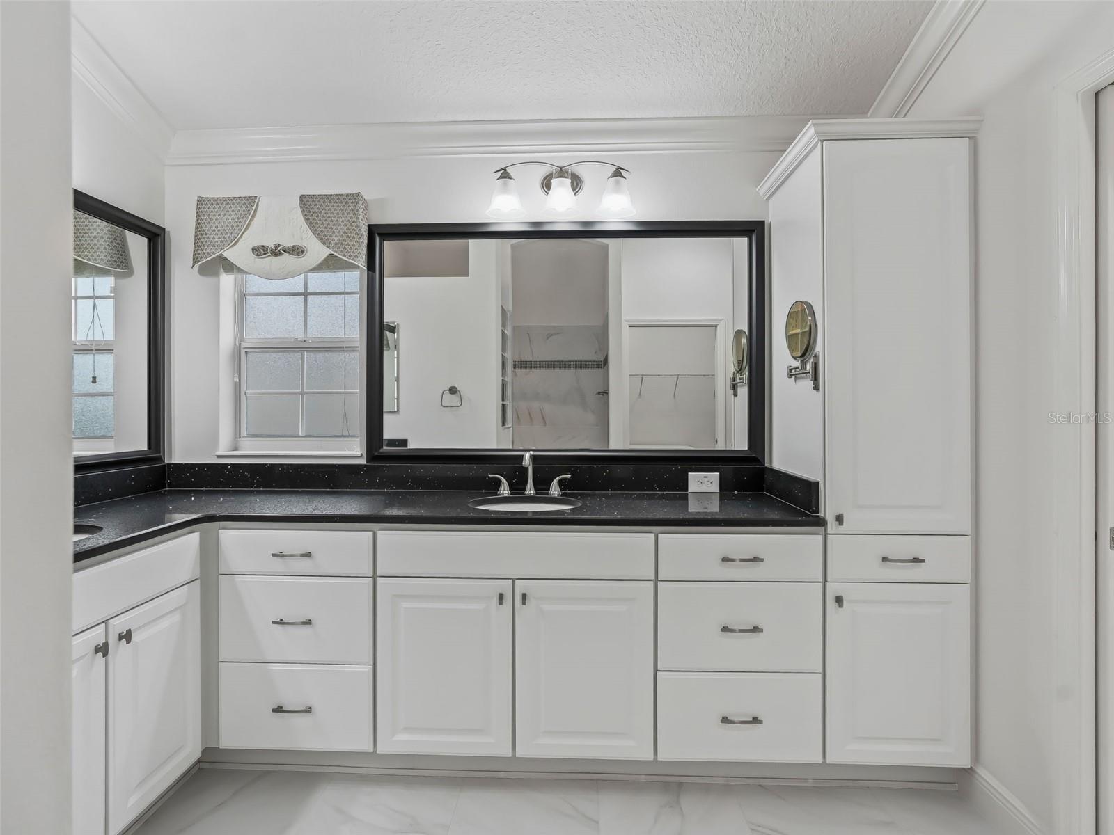 3556 MISTLETOE CT, THE VILLAGES, FL — photo 35
