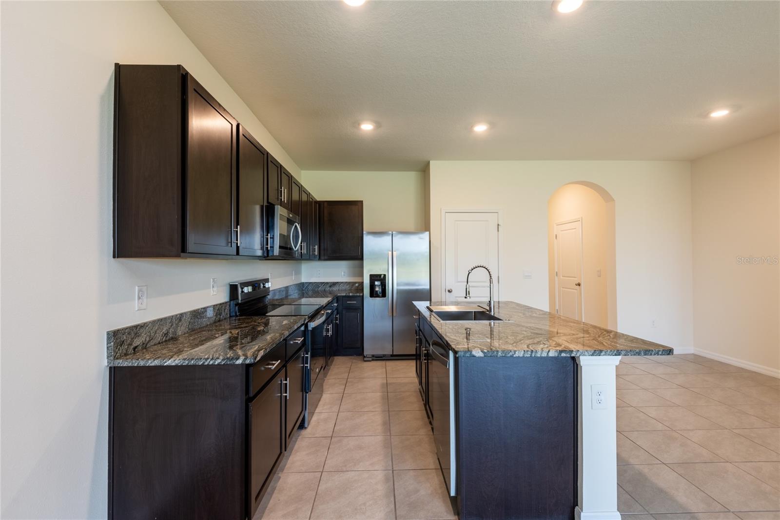 34310 REDWOOD DAWN LN, WESLEY CHAPEL, FL — photo 33