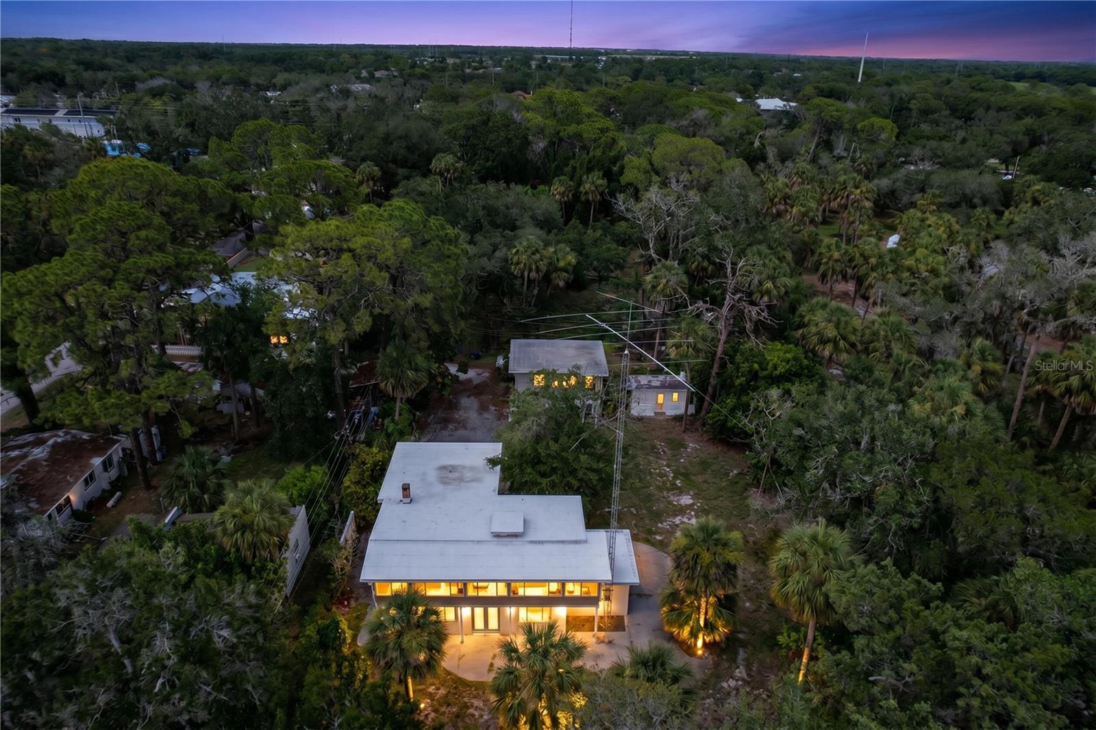 1275 MICKLER LN, TARPON SPRINGS, FL — photo 4