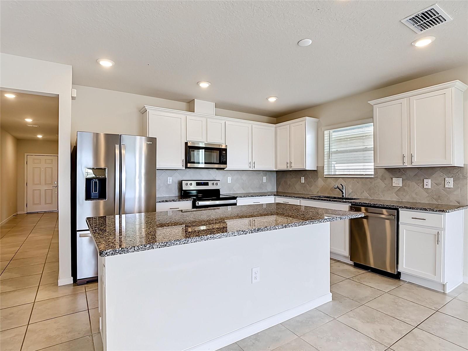 1539 ASPEN AVE, DAVENPORT, FL — photo 11