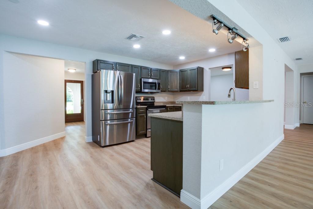 14060 82ND AVE, SEMINOLE, FL — photo 18