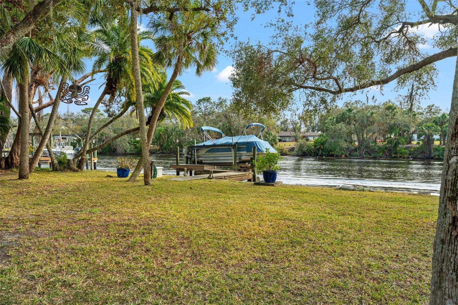 906 W HENRY AVE, TAMPA, FL — photo 5