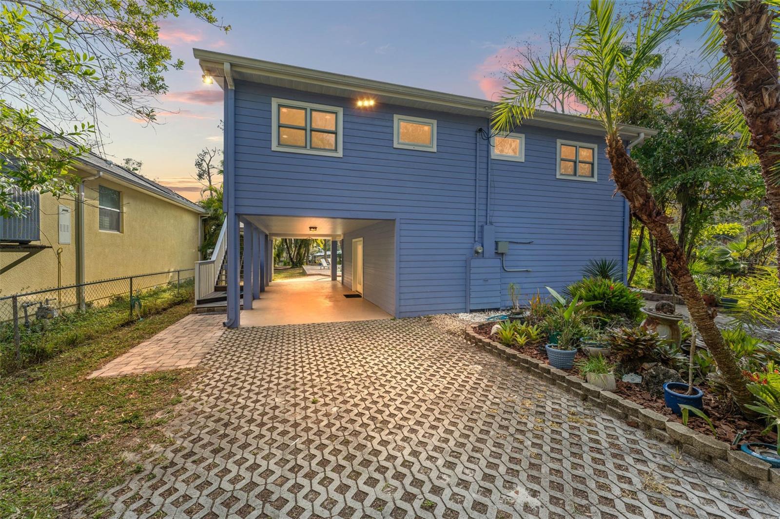 906 W HENRY AVE, TAMPA, FL — photo 13
