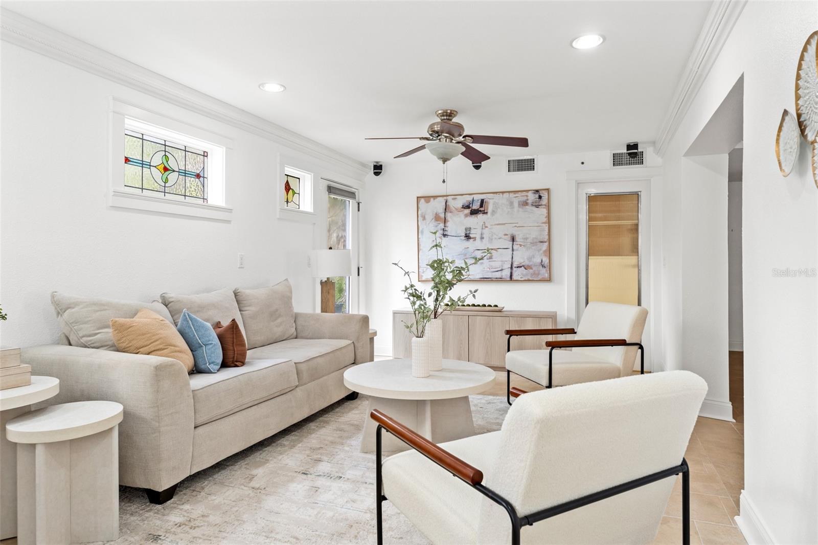 906 W HENRY AVE, TAMPA, FL — photo 37