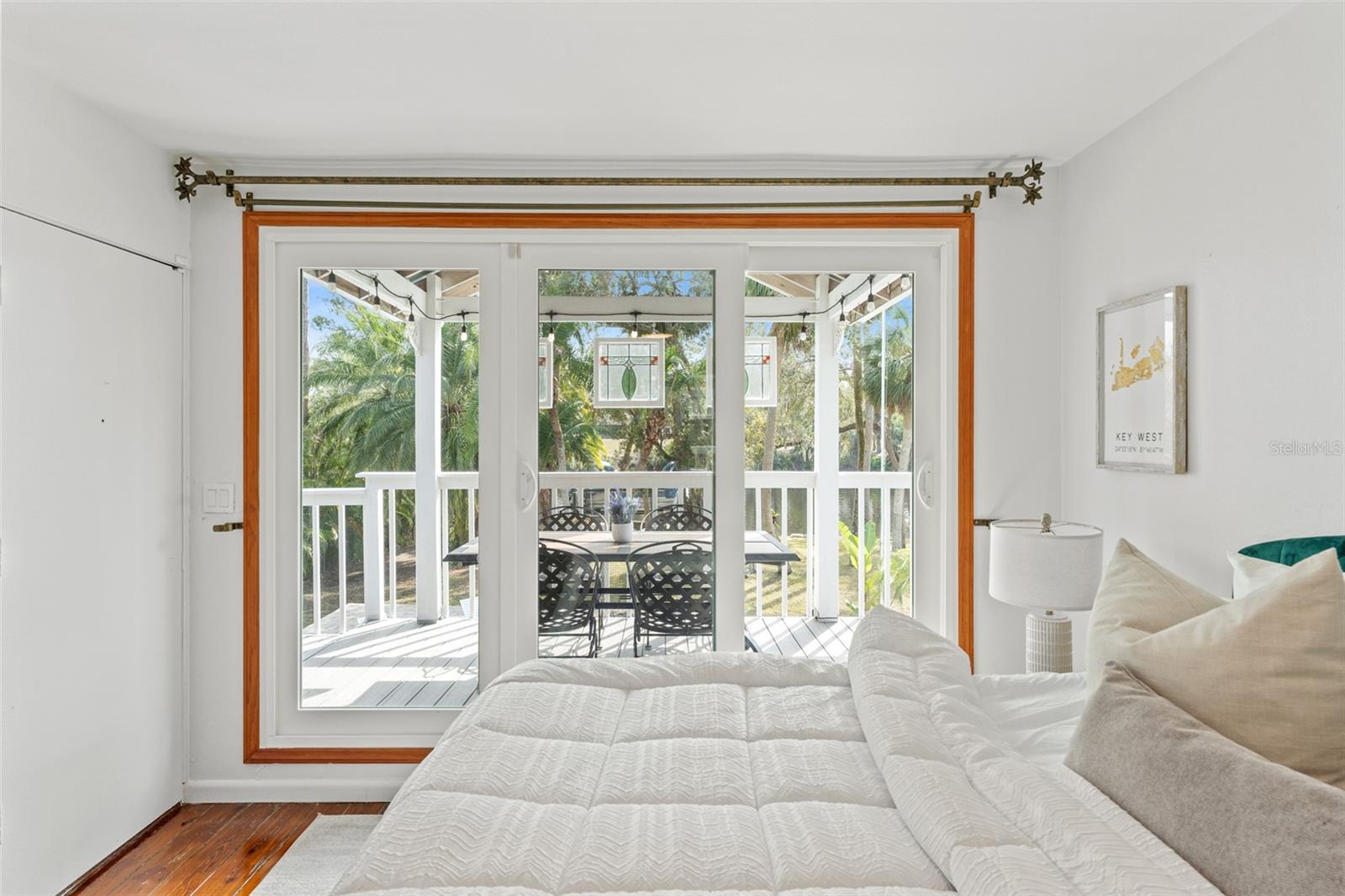 906 W HENRY AVE, TAMPA, FL — photo 41