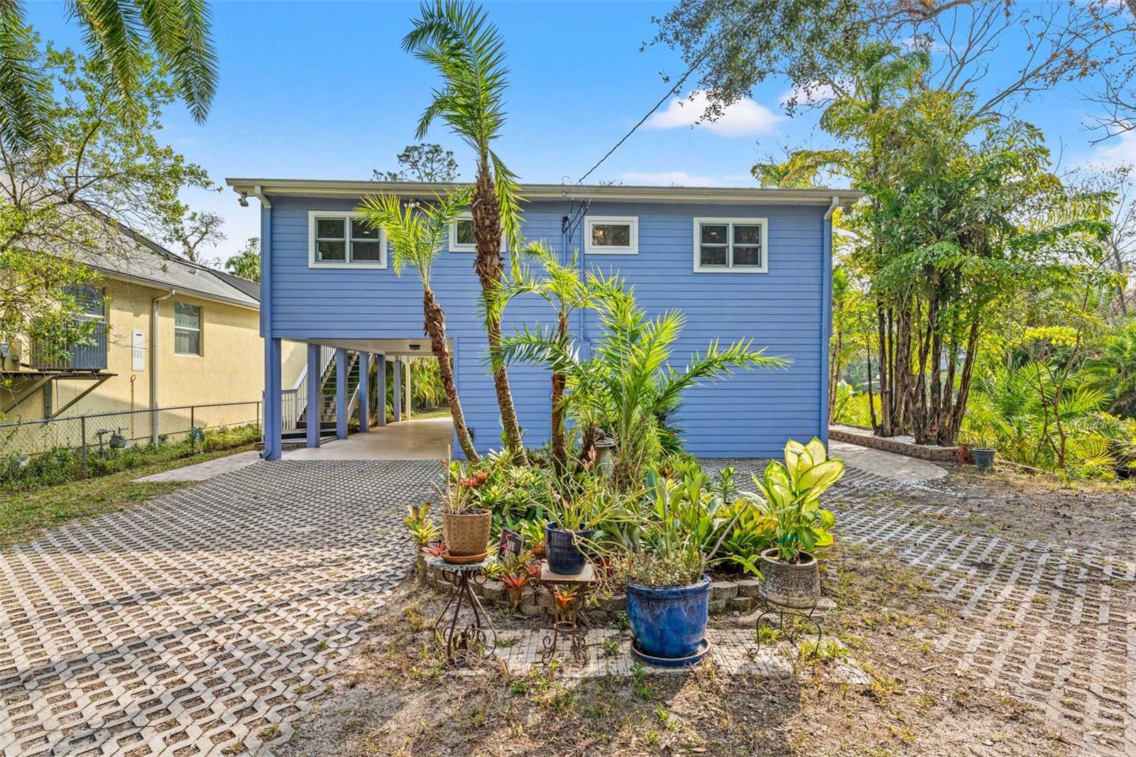 906 W HENRY AVE, TAMPA, FL — photo 54