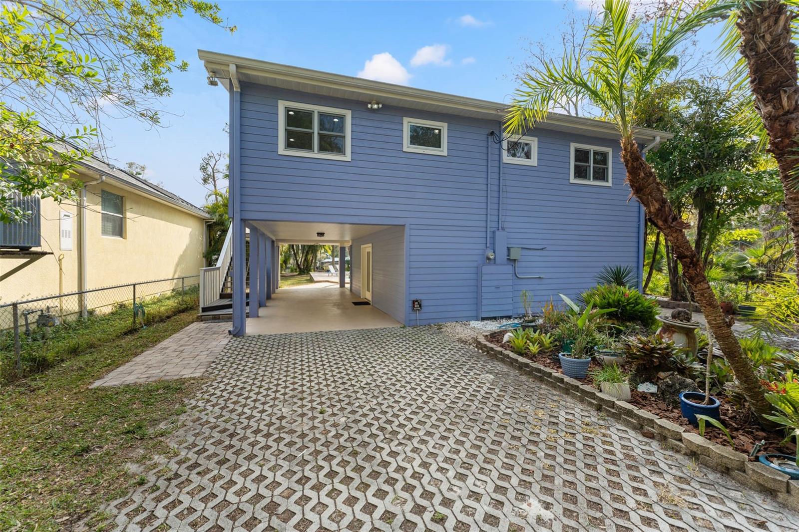906 W HENRY AVE, TAMPA, FL — photo 55