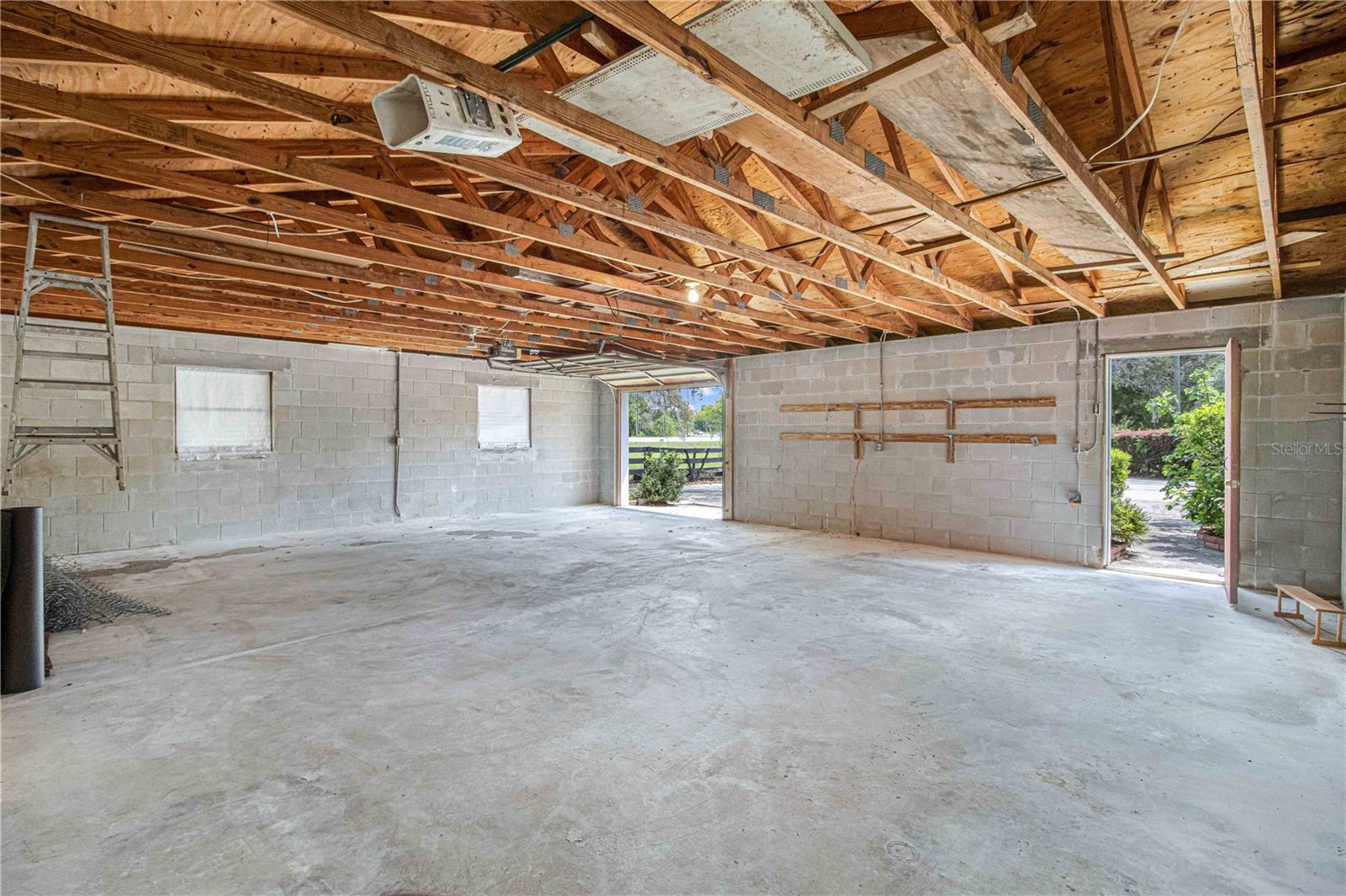 8225 E HIGHWAY 25, BELLEVIEW, FL — photo 62