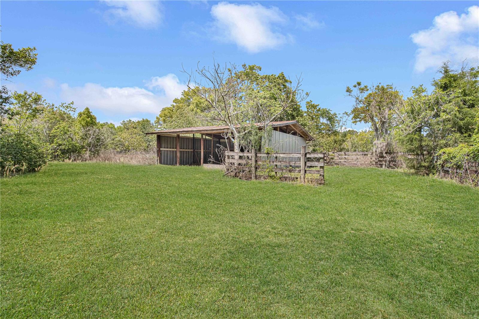 8225 E HIGHWAY 25, BELLEVIEW, FL — photo 44