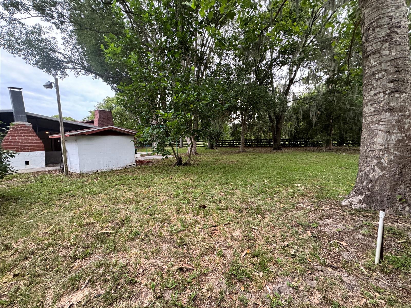 8225 E HIGHWAY 25, BELLEVIEW, FL — photo 64