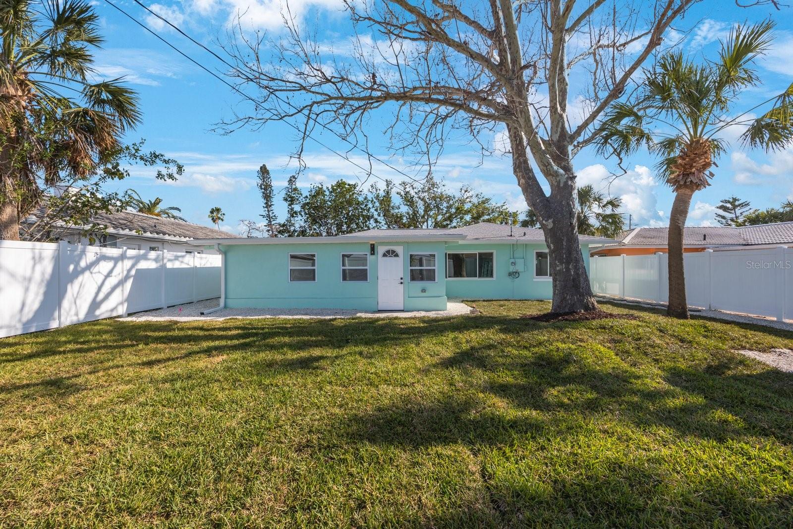 280 41ST AVE, ST PETE BEACH, FL — photo 37