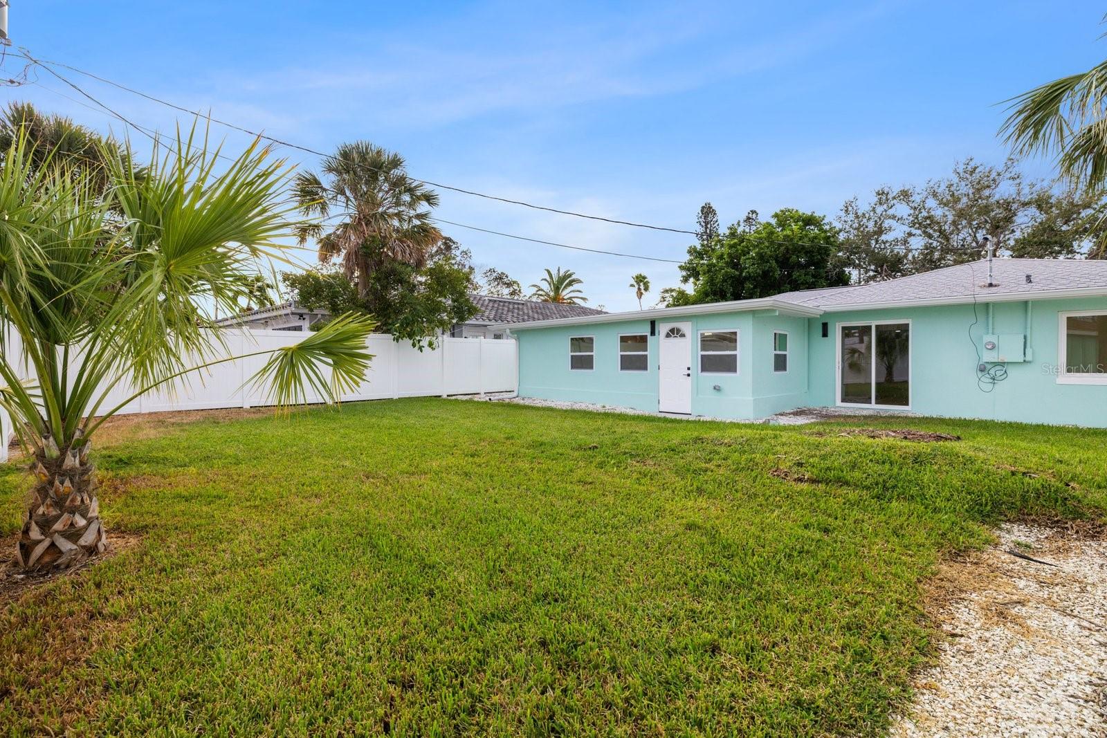 280 41ST AVE, ST PETE BEACH, FL — photo 40