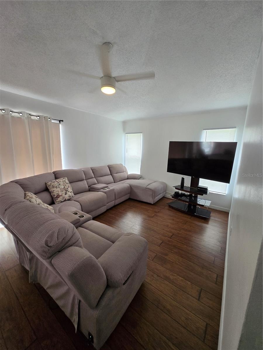 804 CARROUSEL LN, KISSIMMEE, FL — photo 8