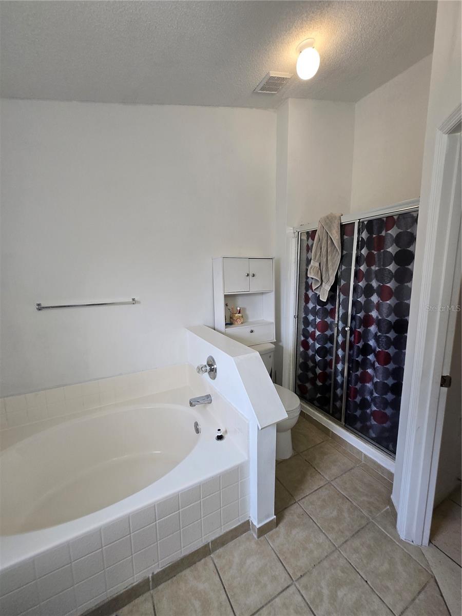 804 CARROUSEL LN, KISSIMMEE, FL — photo 15