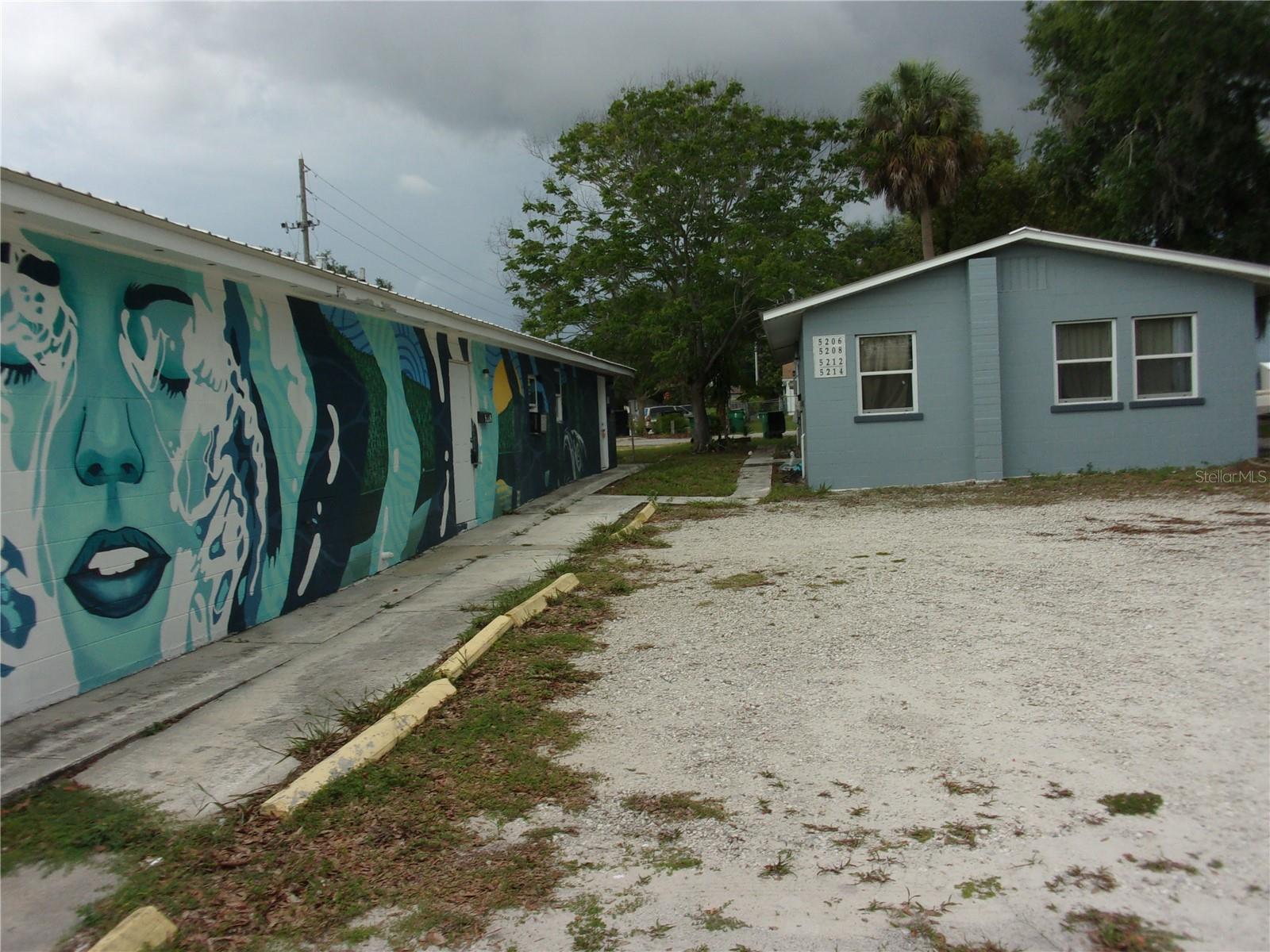 5208 7TH ST, ZEPHYRHILLS, FL — photo 3