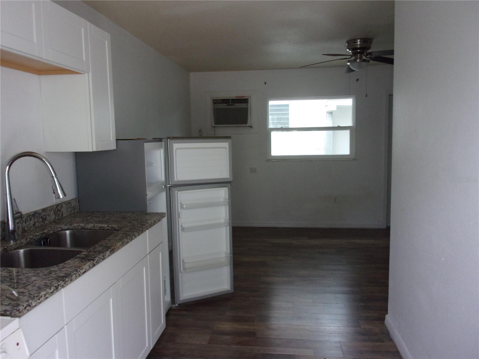 5208 7TH ST, ZEPHYRHILLS, FL — photo 8