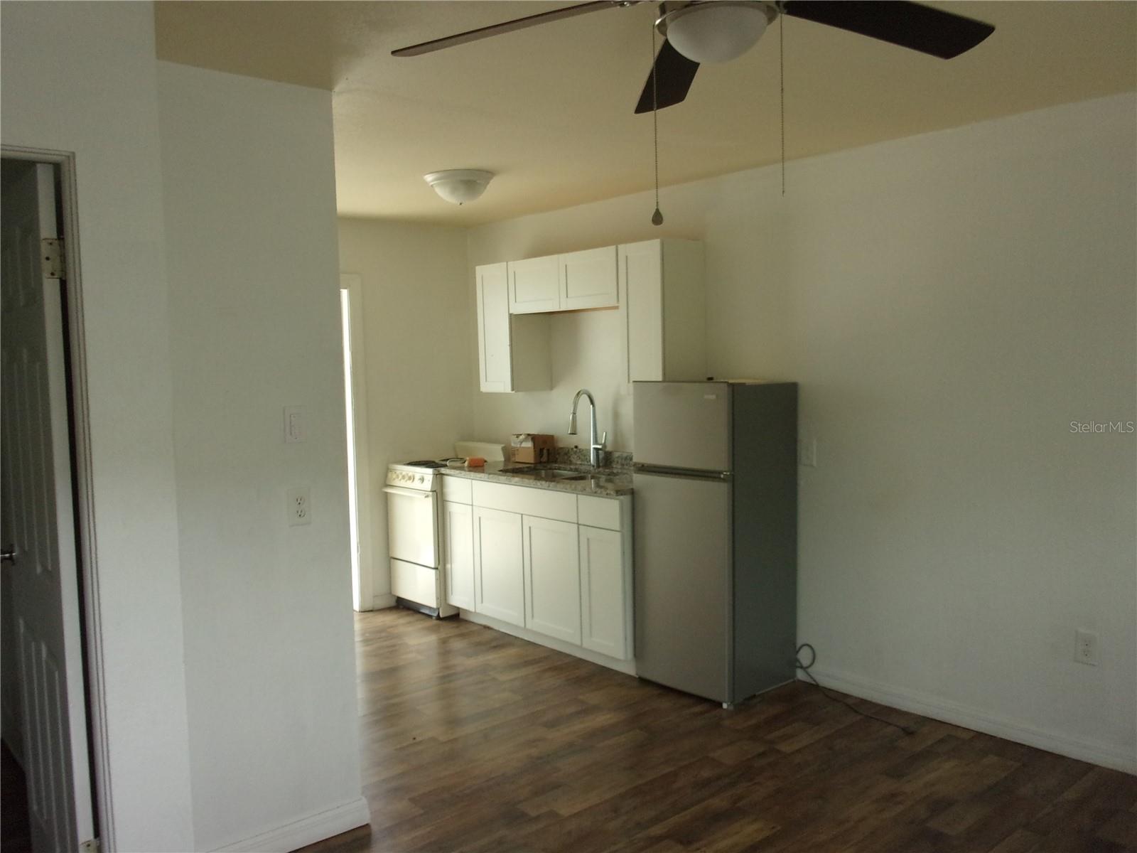 5208 7TH ST, ZEPHYRHILLS, FL — photo 10