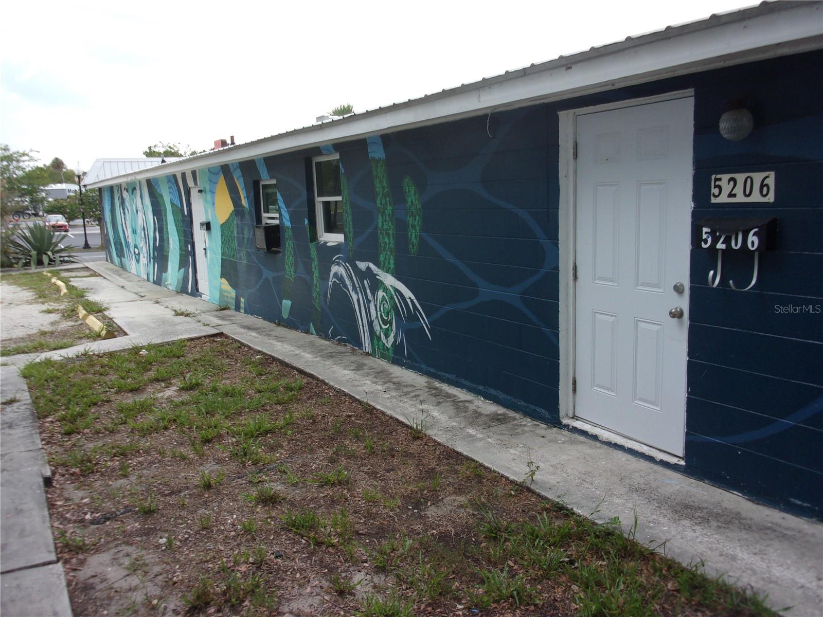 5206 7TH ST, ZEPHYRHILLS, FL — photo 2