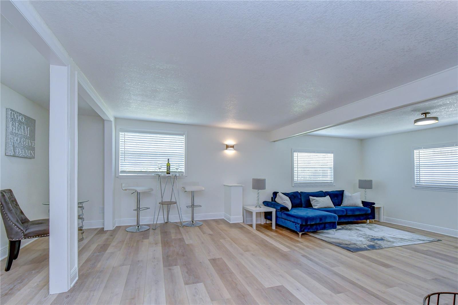 2101 W HAMILTON AVE, TAMPA, FL — photo 19