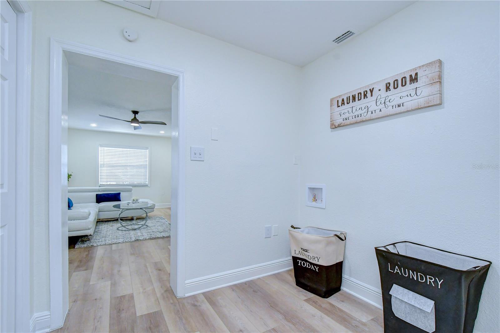 2101 W HAMILTON AVE, TAMPA, FL — photo 23