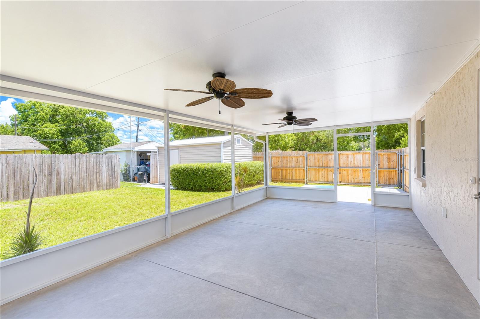 2101 W HAMILTON AVE, TAMPA, FL — photo 24