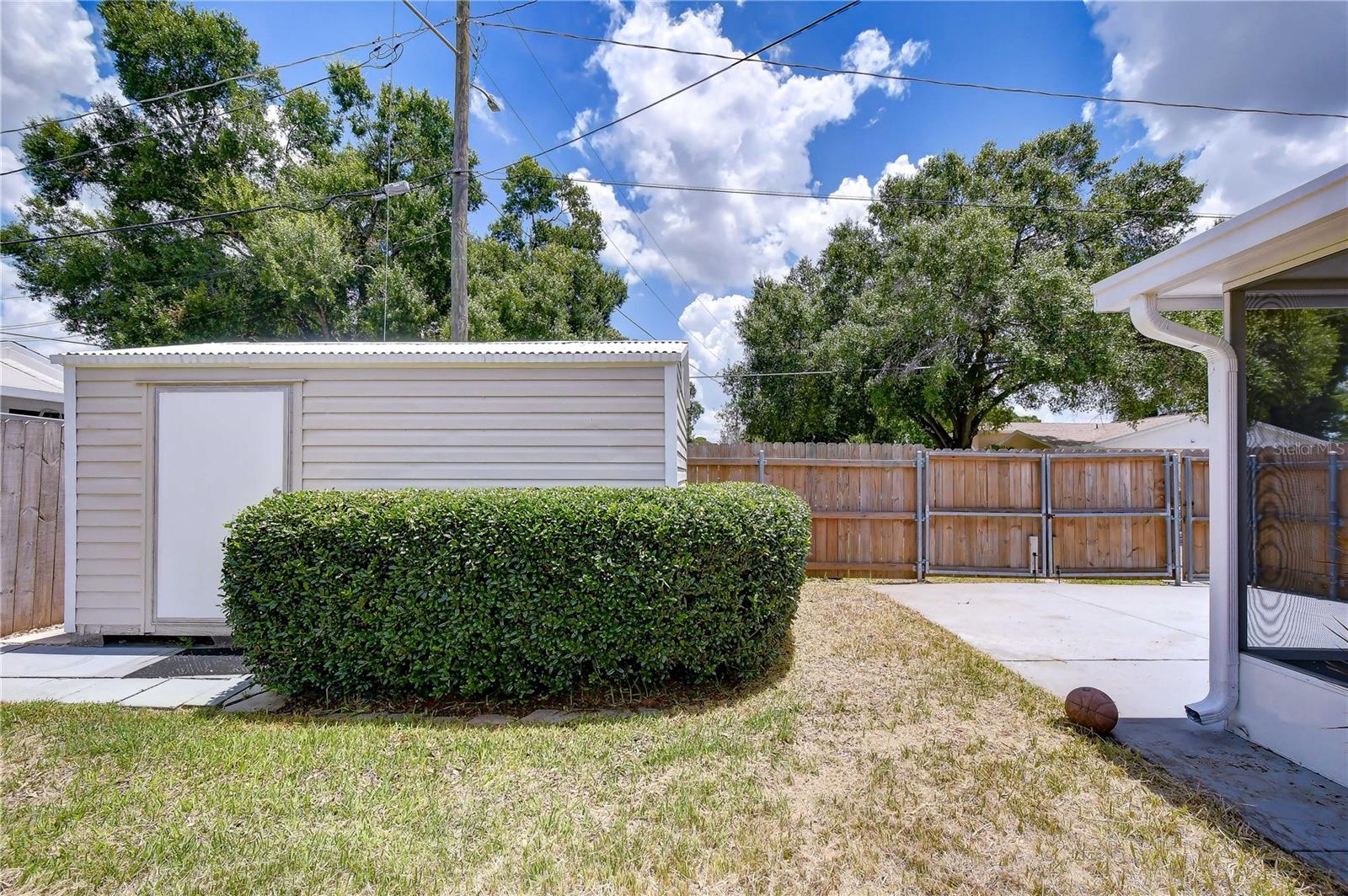 2101 W HAMILTON AVE, TAMPA, FL — photo 28