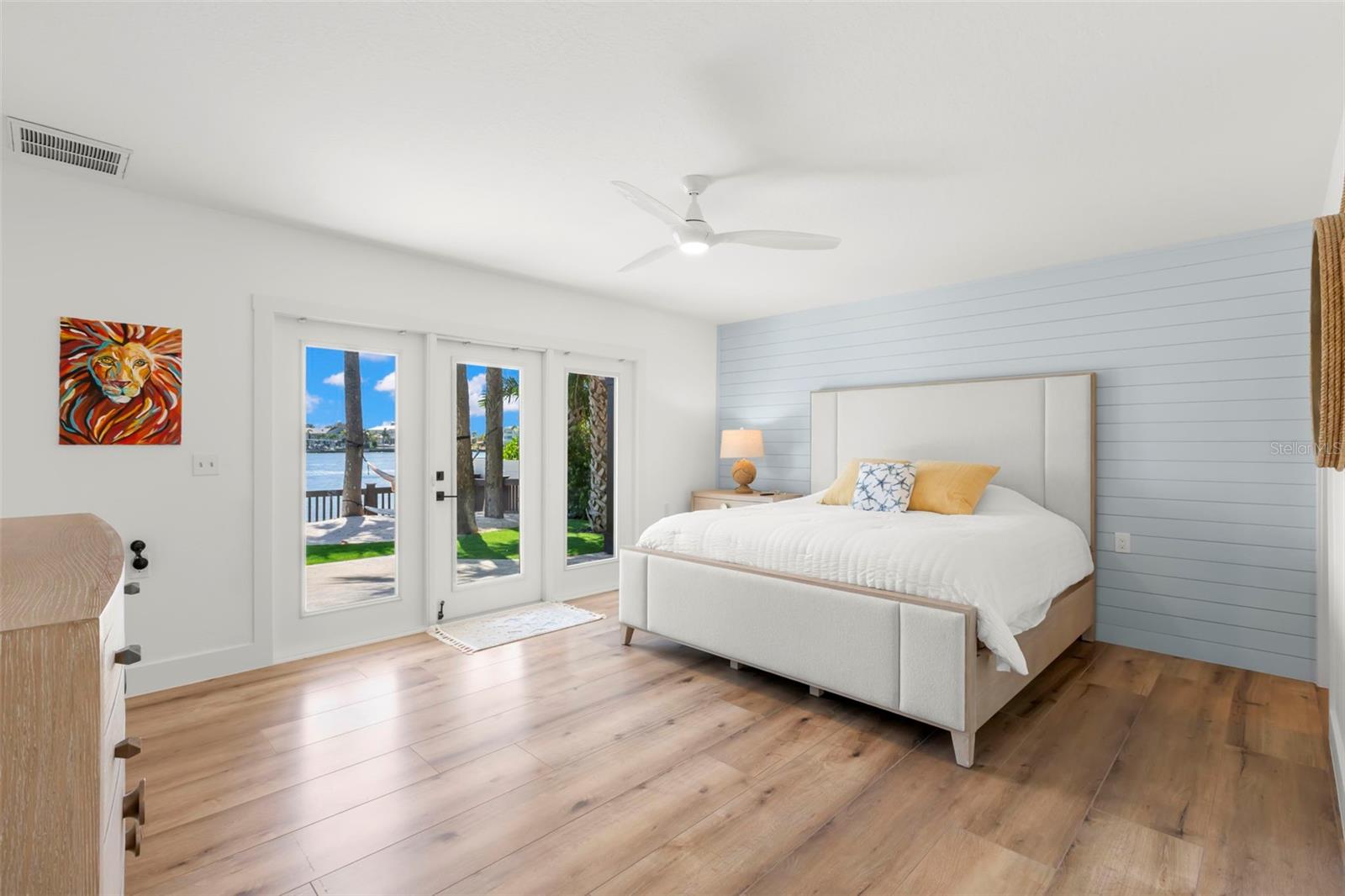 819 BAY ESPLANADE, CLEARWATER BEACH, FL — photo 8