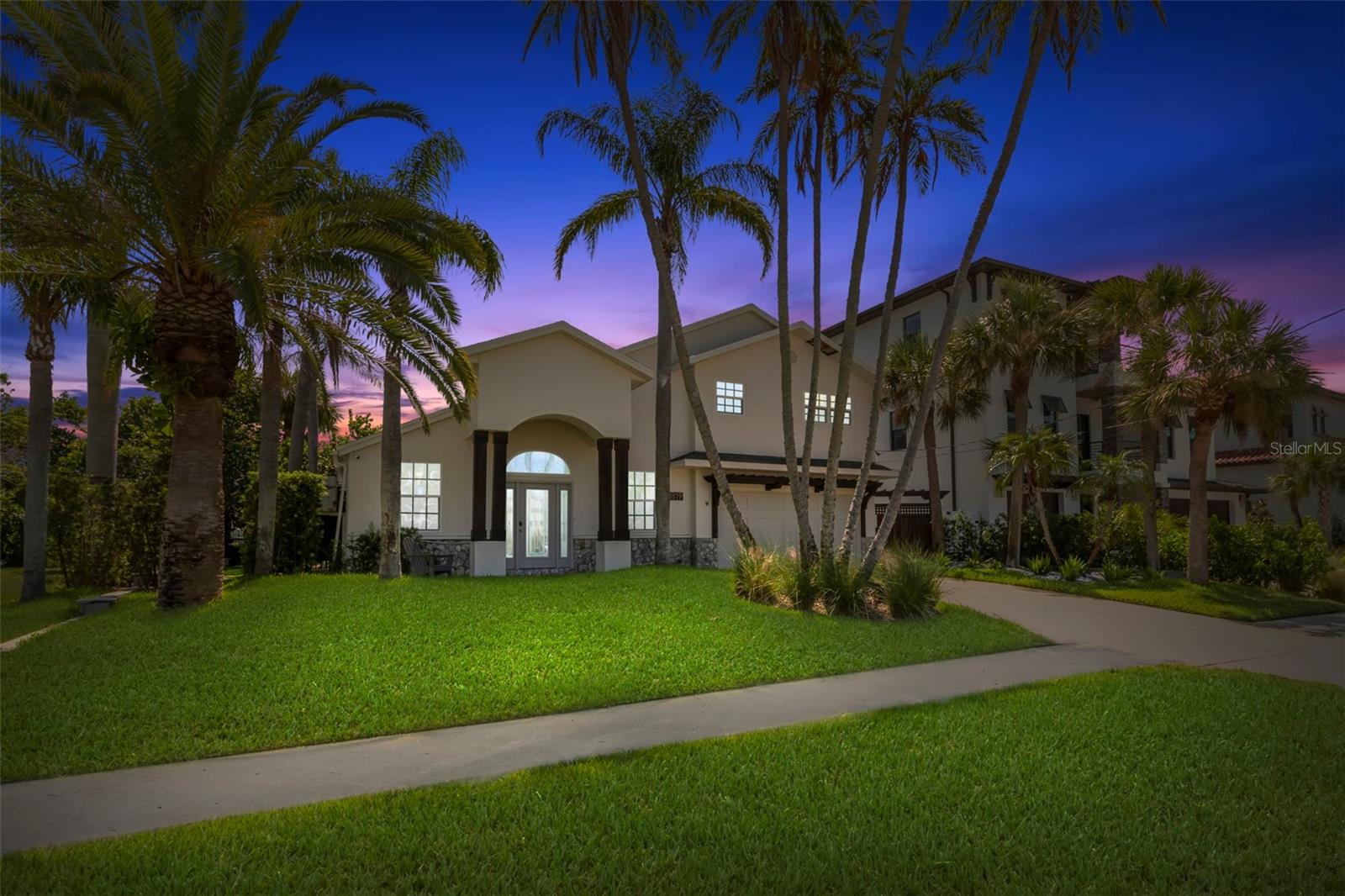 819 BAY ESPLANADE, CLEARWATER BEACH, FL — photo 55