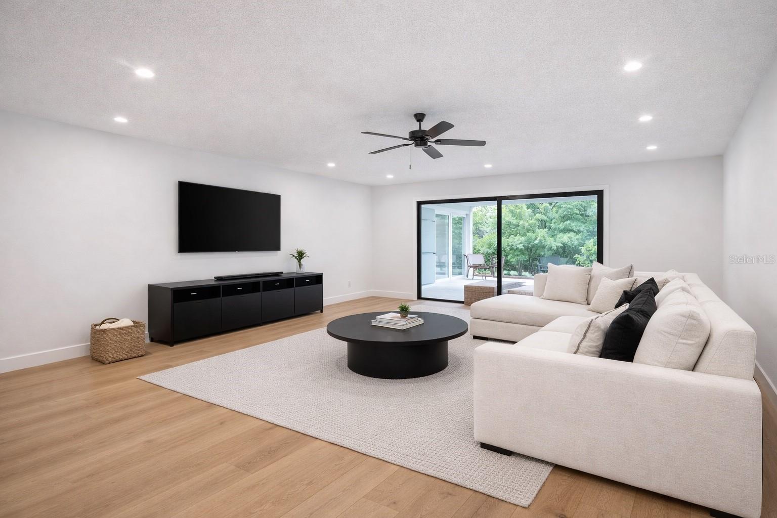 6805 22ND AVE W, BRADENTON, FL — photo 3