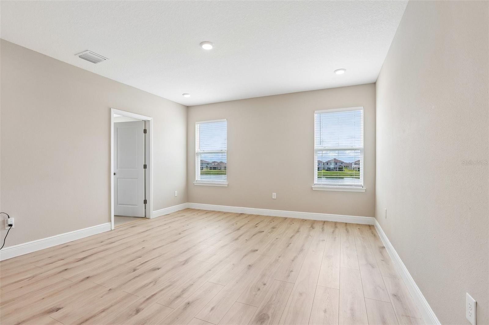 327 MANGROVE MANOR DR, APOLLO BEACH, FL — photo 14