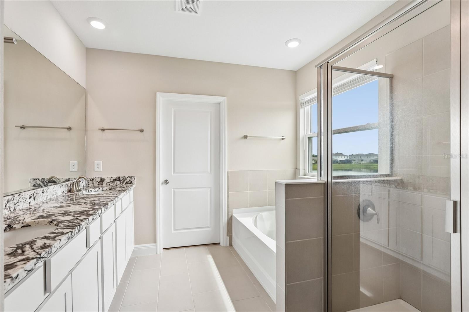 327 MANGROVE MANOR DR, APOLLO BEACH, FL — photo 16
