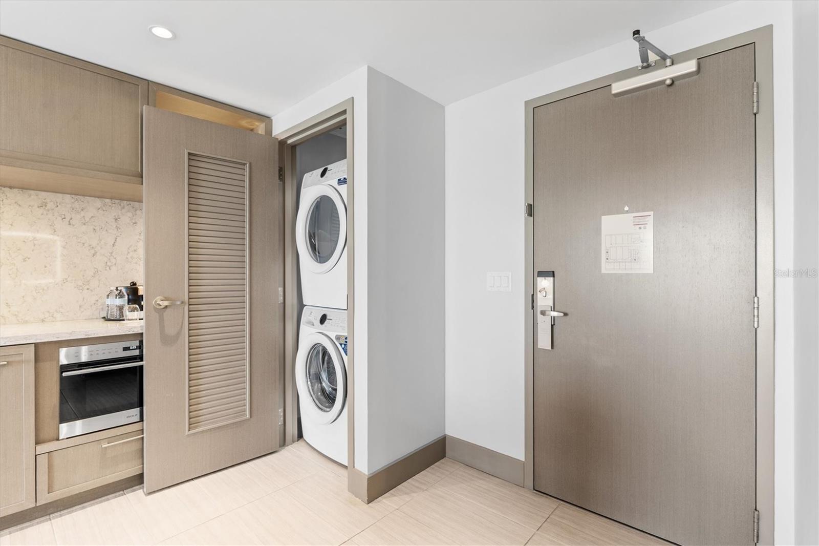691 S GULFVIEW BLVD #815, CLEARWATER BEACH, FL — photo 9