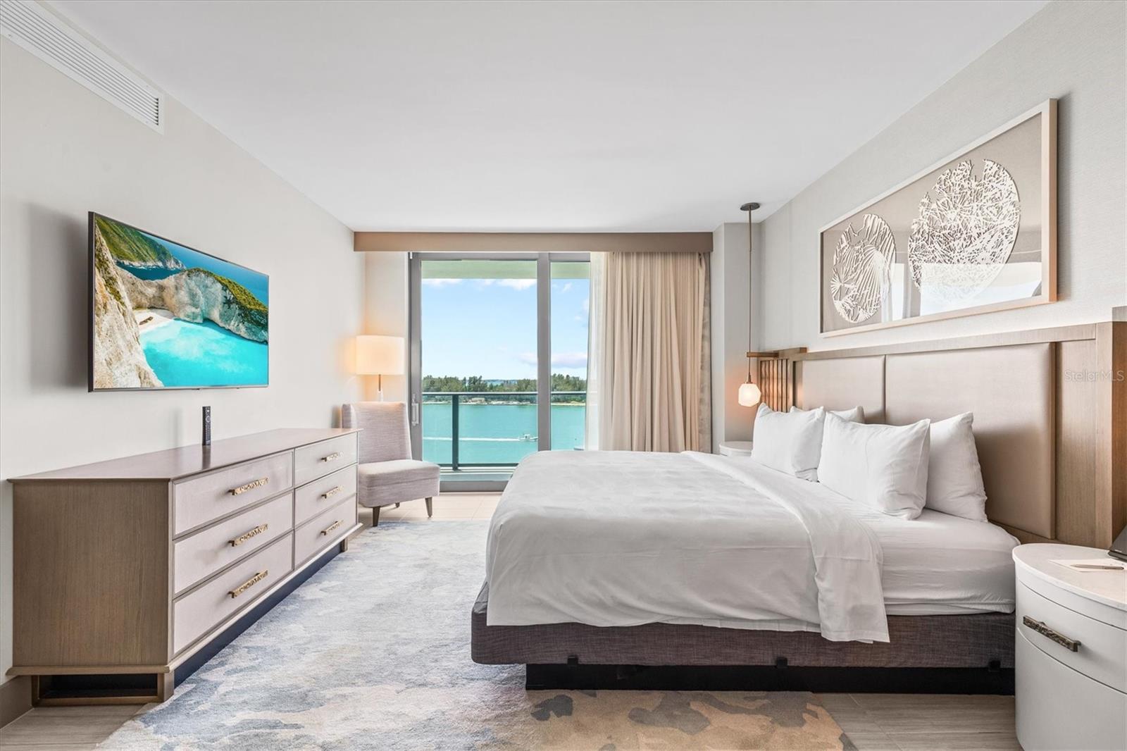 691 S GULFVIEW BLVD #815, CLEARWATER BEACH, FL — photo 17