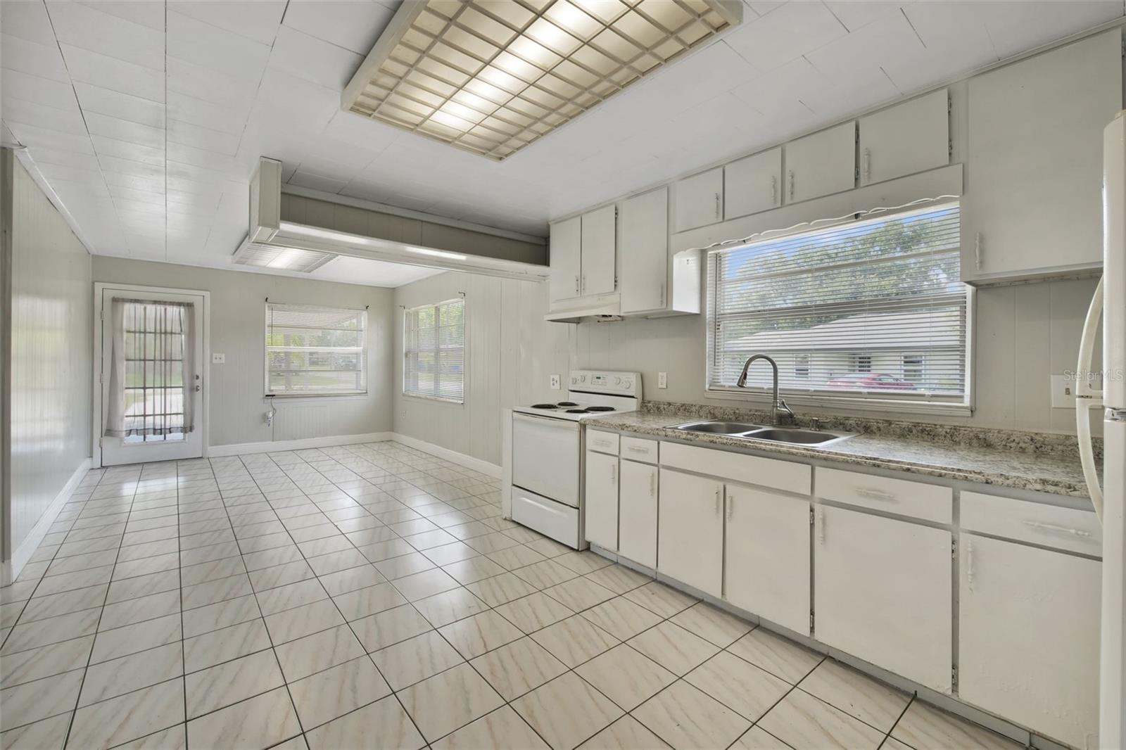 601 LOUISIANA AVE, ST CLOUD, FL — photo 8
