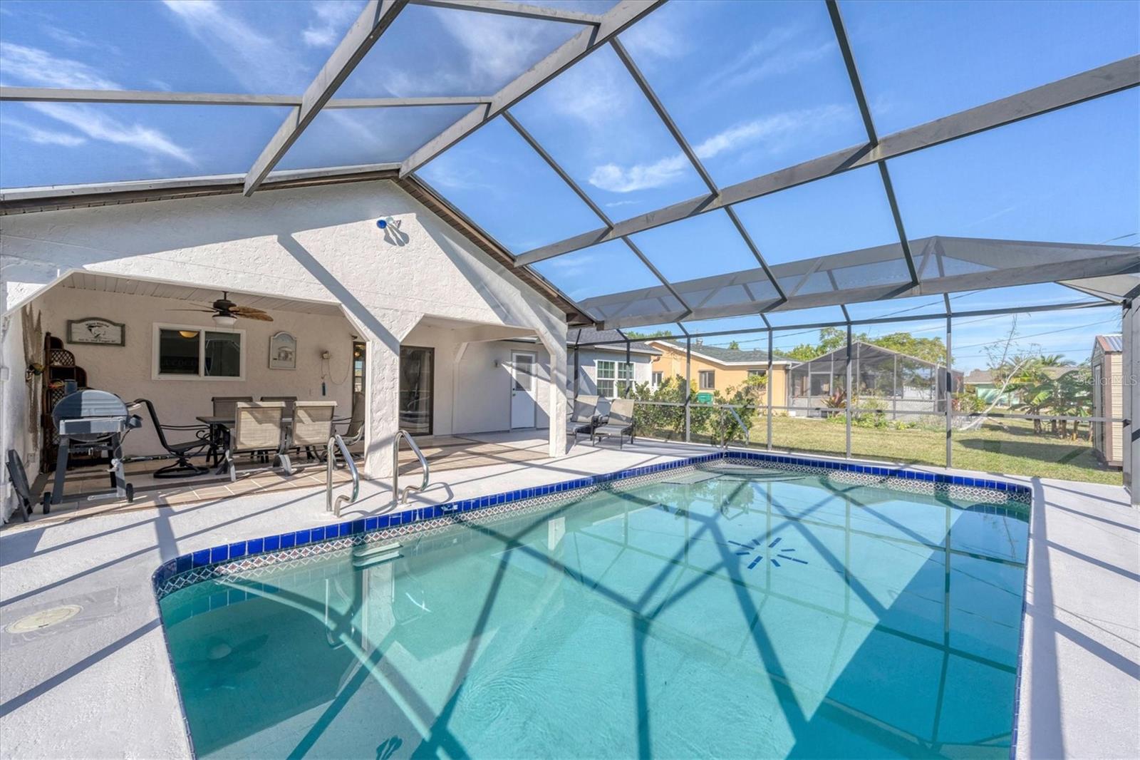 18091 EAU GALLIE CIR, PORT CHARLOTTE, FL — photo 22