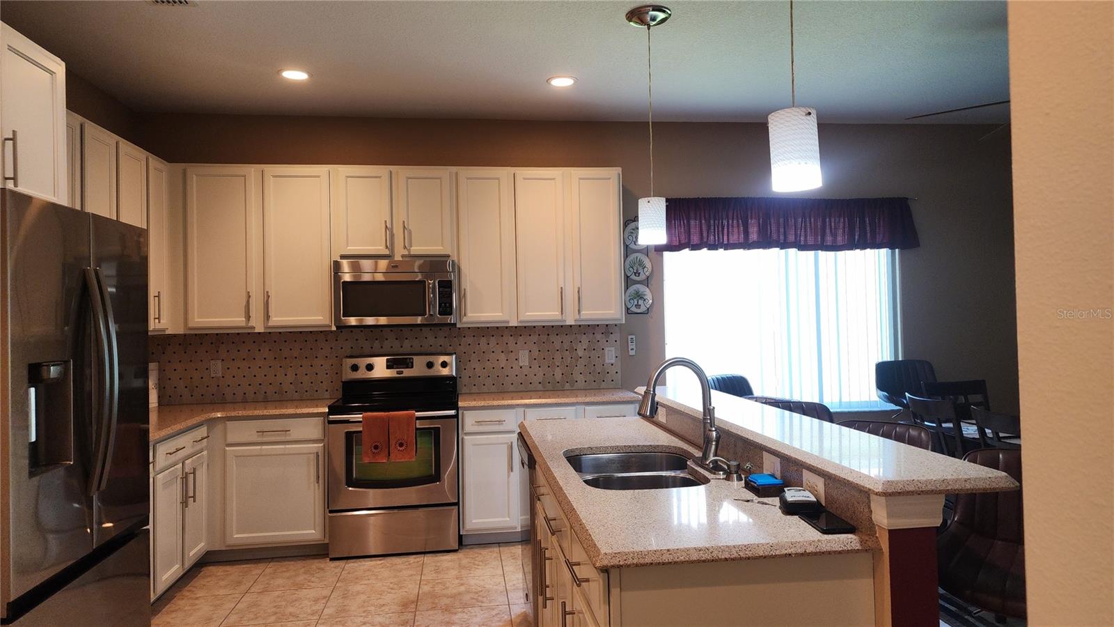 1915 ACACIA DR, KISSIMMEE, FL — photo 4