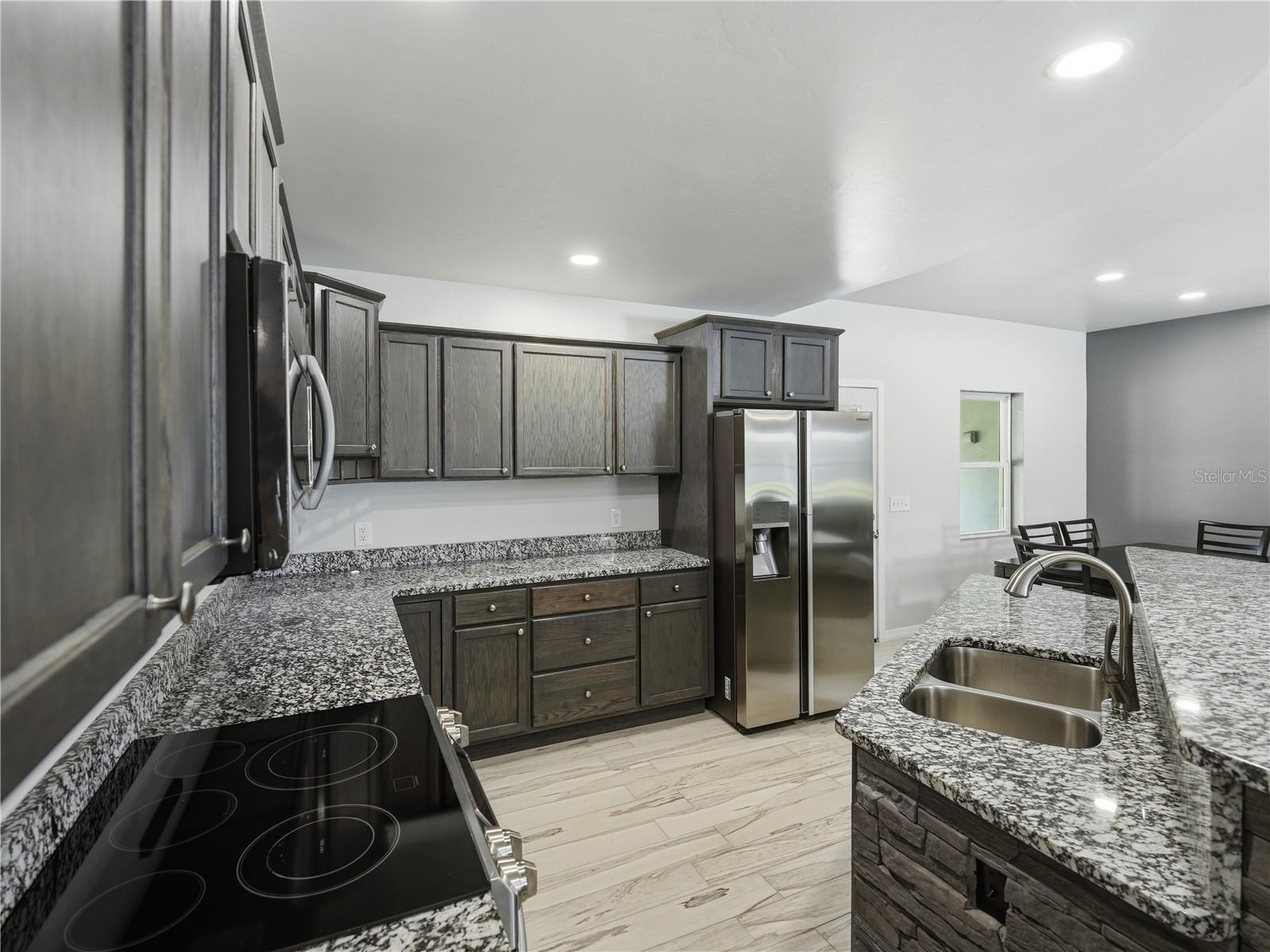 450 ROSEDALE AVE, ST CLOUD, FL — photo 9