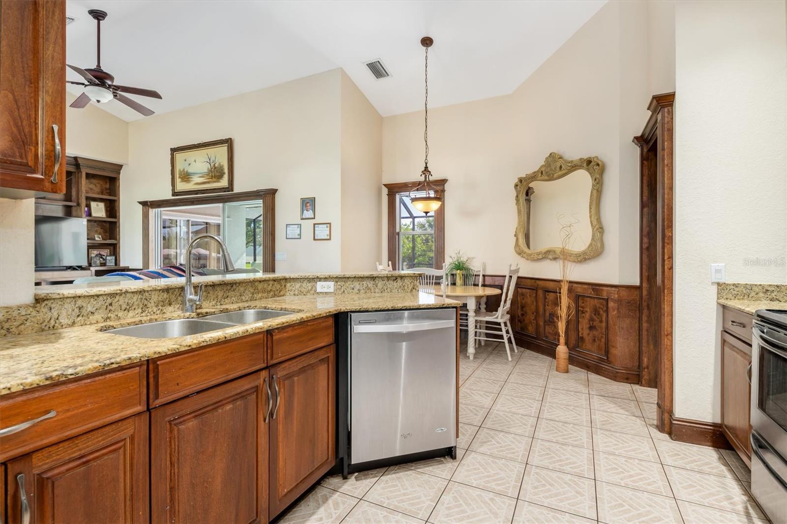 10056 LEBANON DR, PORT CHARLOTTE, FL — photo 9