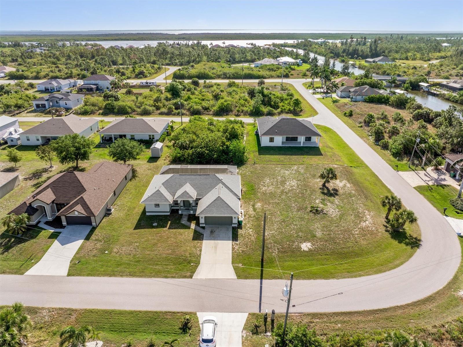10056 LEBANON DR, PORT CHARLOTTE, FL — photo 33