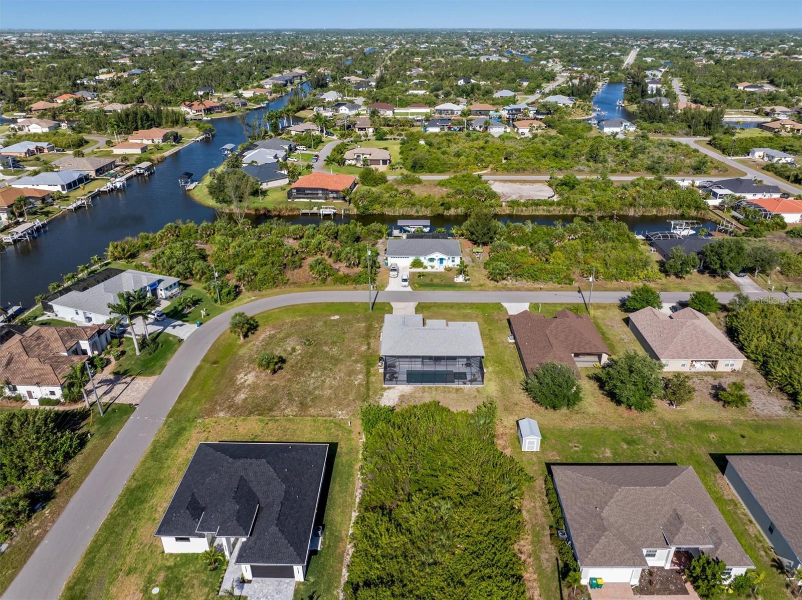 10056 LEBANON DR, PORT CHARLOTTE, FL — photo 36