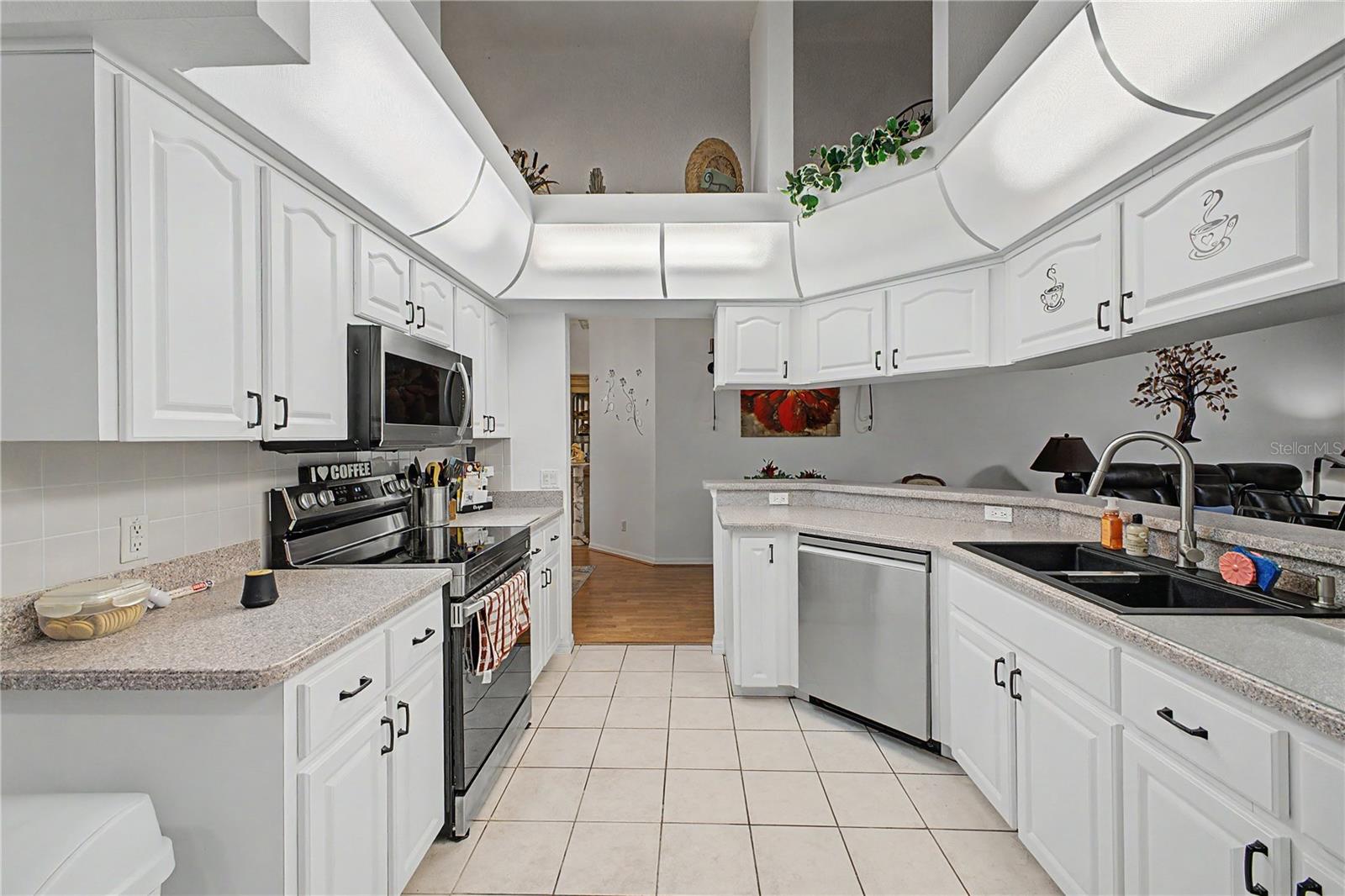 11408 DEERCROFT CT, SPRING HILL, FL — photo 13